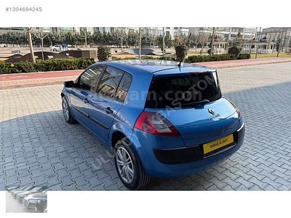 DÜŞÜK KİLOMETRELİ MEGAN 2 DİNAMİK PAKET 2006 MODEL