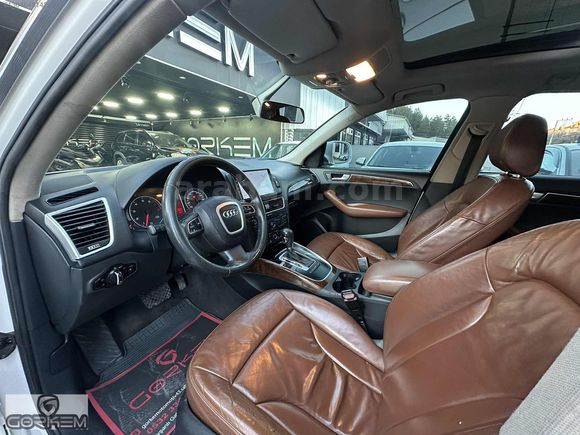 AUDİ_Q5_2.0 TSİ_FULL_PAKET_CAM TAVAN_İÇİ TABA_QUATTRO