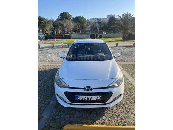 Sahibinden Hyundai i20 1.4 CRDi Style 2016 Model 