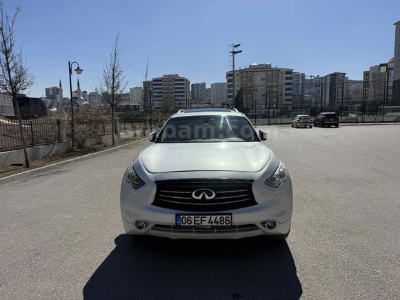 NİSSAN İNFİNİTİ FX 30 D S PREMIUM