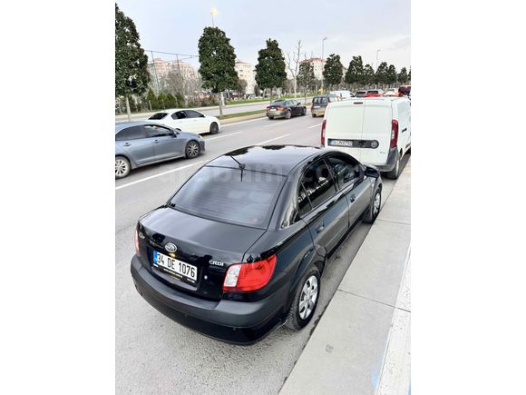 Sahibinden Kia Rio 1.5 CRDi Trend 2010 Model 