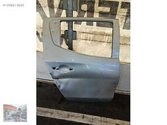 MİTSİBUSHİ L200 ÇIKMA SAĞ ARKA KAPI ORJİNAL 2015-2022