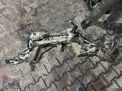 RENAULT CLIO 3 DİREKSİYON KUTUSU VİRAJ DEMİRİ DOLU TRAVERS ÇIKMA