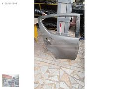 SUZUKİ SPLASH ÇIKMA SAĞ ARKA KAPI ORJİNAL 2010-2013