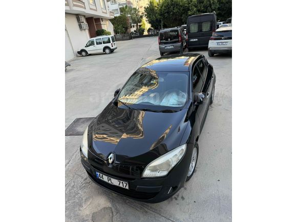 Sahibinden Renault Megane 1.6 Dynamique 2011 Model 