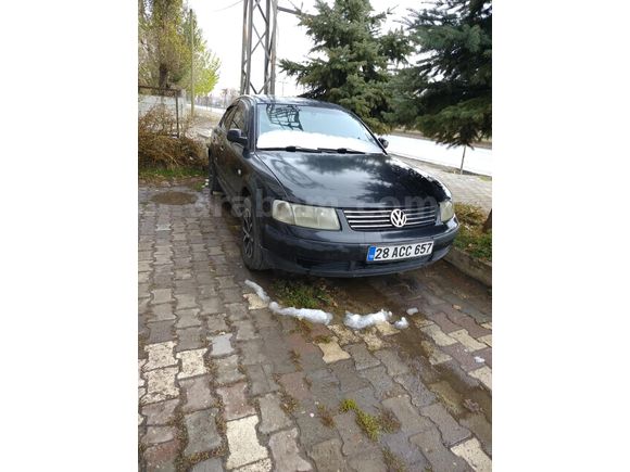 Sahibinden Volkswagen Passat 1.8 Basic 1998 Model