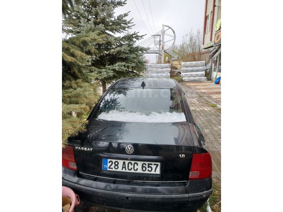 Sahibinden Volkswagen Passat 1.8 Basic 1998 Model
