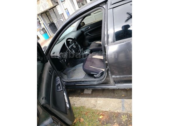 Sahibinden Volkswagen Passat 1.8 Basic 1998 Model