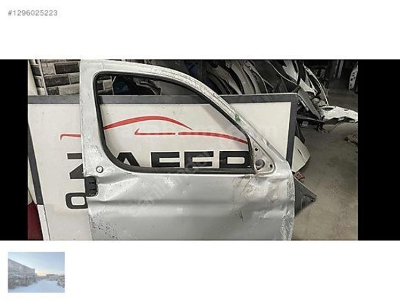 Peugeot Partner Sağ Ön Kapı