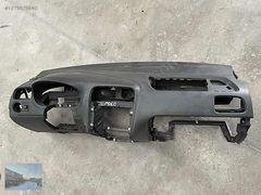 Volkswagen Polo ön göğüs 2013