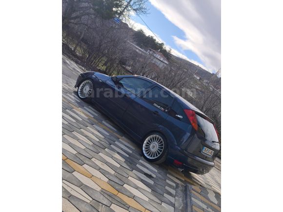 Memurdan Ford Focus 1.6 Collection 2004 Model Lacivert