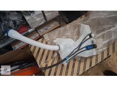 ÖN CAM SİLECEK SU DEPOSU KAPAKLI BORULU PEUGEOT 308 9800219180
