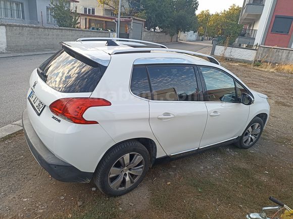 Temiz-Peugeot 2008 1.6 e-HDi Allure 2015 Model