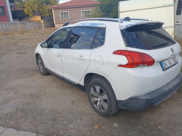 Temiz-Peugeot 2008 1.6 e-HDi Allure 2015 Model