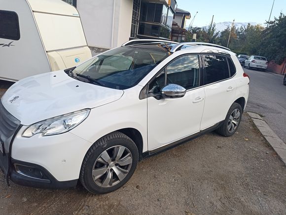 Temiz-Peugeot 2008 1.6 e-HDi Allure 2015 Model