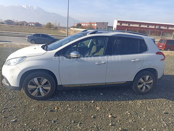 Temiz-Peugeot 2008 1.6 e-HDi Allure 2015 Model
