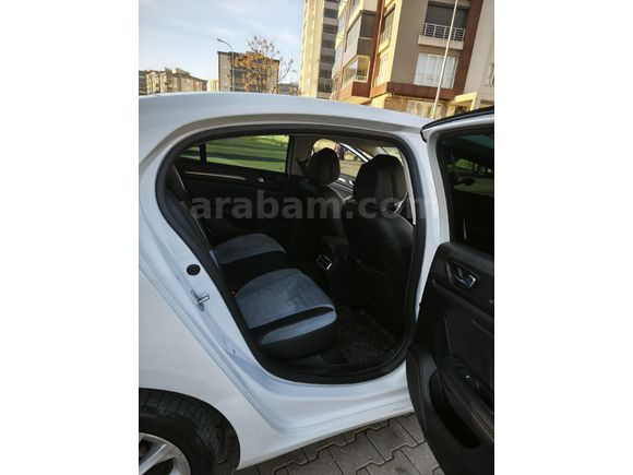 Sahibinden Renault Megane 1.5 Blue DCI Icon 2020 Model