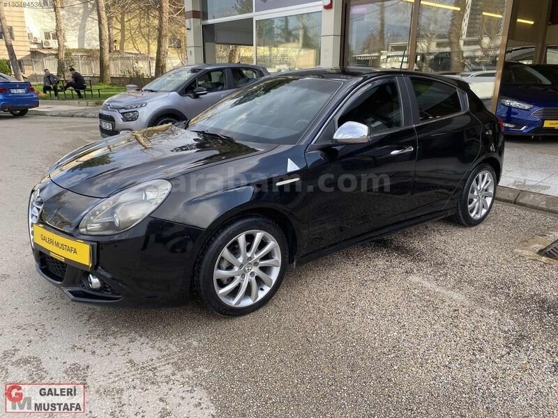 115.000 KMDE 2014 ALFA ROMEO GİULİETTA 1.6 JTD DİSTİNCTİVE 3