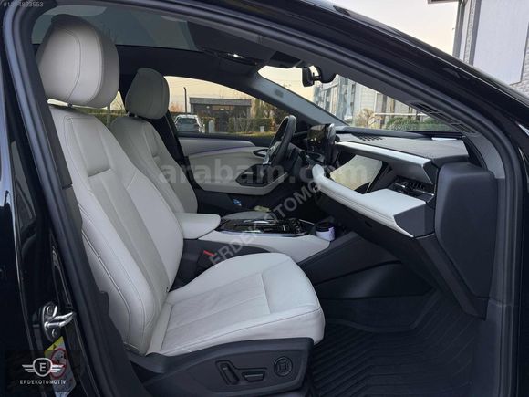 BOYASIZ 2025 AUDI A6 E-TRON SPORTBACK STANDART 15.000 KM'de