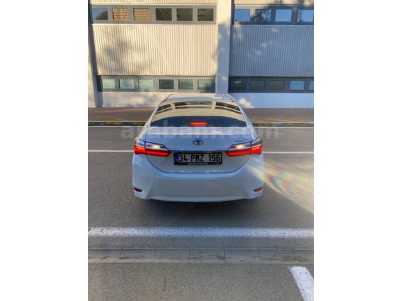 Sahibinden Toyota Corolla 1.4 D-4D Touch 2016 Model
