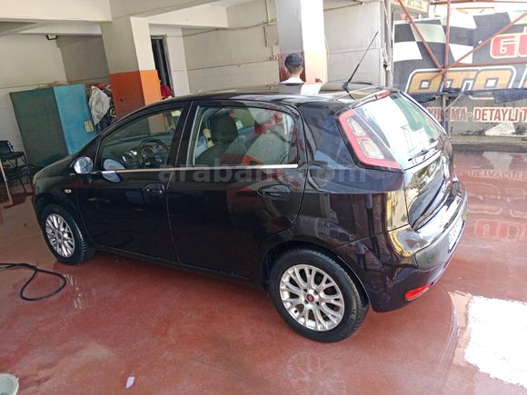 Sahibinden 1.3 dizel 2011 masrafsiz punto evo 236.000 km de 0 motor