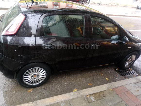 Sahibinden 1.3 dizel 2011 masrafsiz punto evo 236.000 km de 0 motor