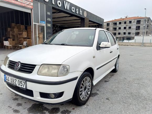 Sahibinden Volkswagen Polo 1.4 Comfortline 2001 Model  290.000 km Beyaz