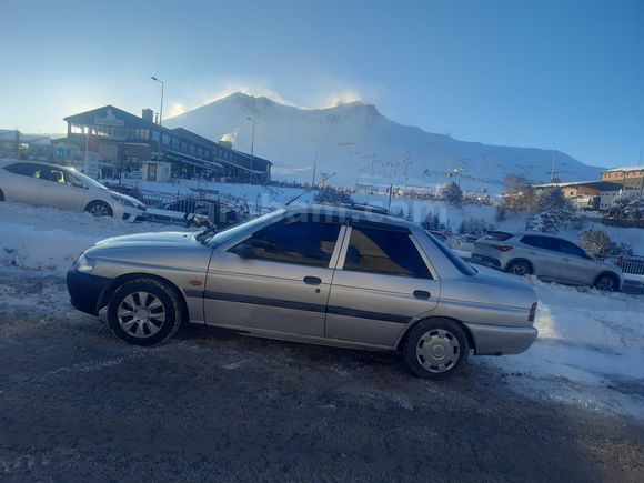 2006 yılında ilk kez trafiğe - Orijinal 203.000 km - Ford Escort 1.6 CLX 