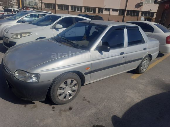 2006 yılında ilk kez trafiğe - Orijinal 203.000 km - Ford Escort 1.6 CLX 