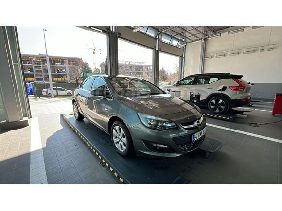 Sahibinden Opel Astra 1.6 Cosmo 2018 Model