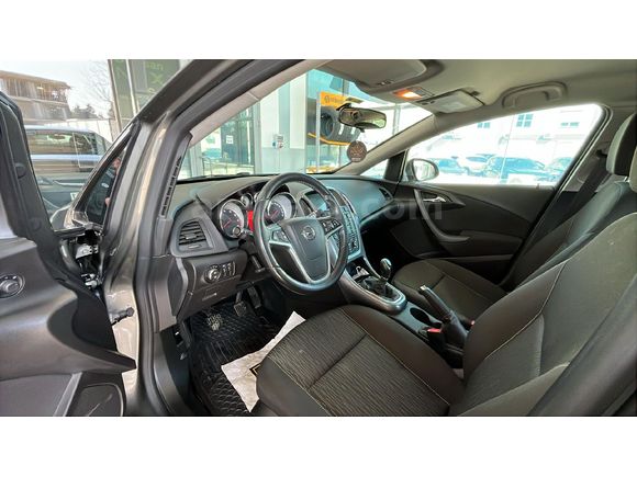 Sahibinden Opel Astra 1.6 Cosmo 2018 Model