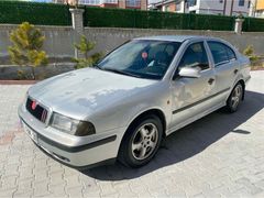 Octavia 1.6 GLX 2000 Model 