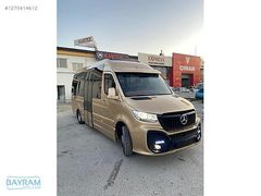 MERCEDES SPRİNTER KARTEX DİZAYN SAĞ 2.DOLMUŞ YAN CAM