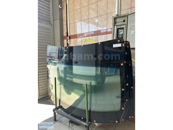 RENAULT MASTER YÜKSEK TAVAN ÖN CAM