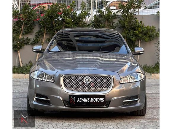 2012 JAGUAR XJ PREMIUM