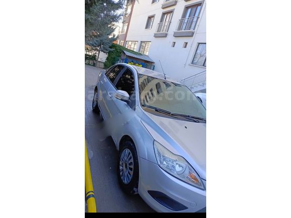 Sahibinden Temiz Kullanılmış Ford Focus 1.6 Trend 2009 Model 
