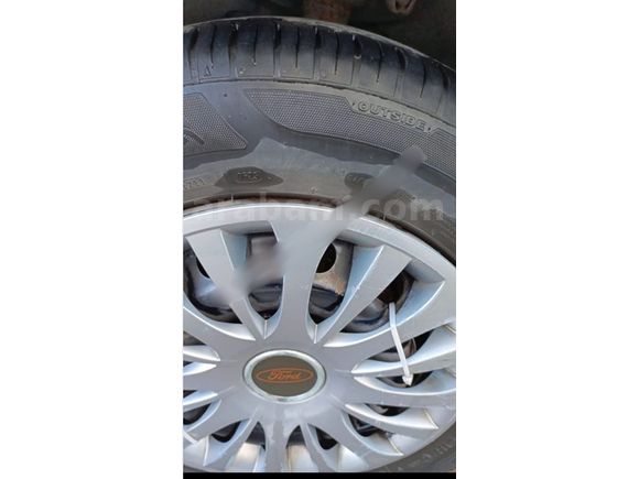 Sahibinden Temiz Kullanılmış Ford Focus 1.6 Trend 2009 Model 