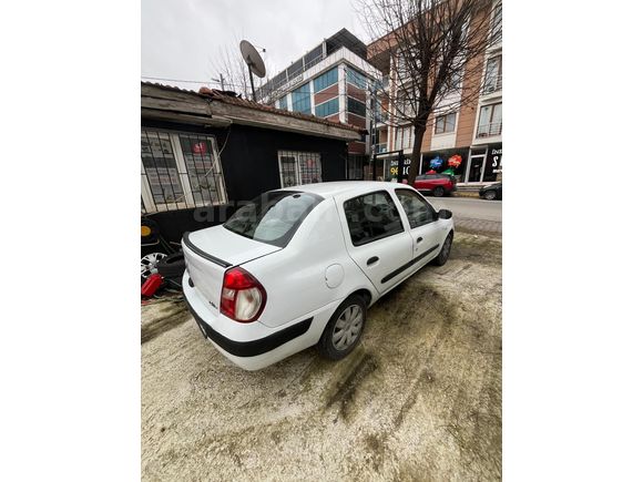 Galeriden Renault Clio 1.5 dCi Authentique 2005 Model İstanbul