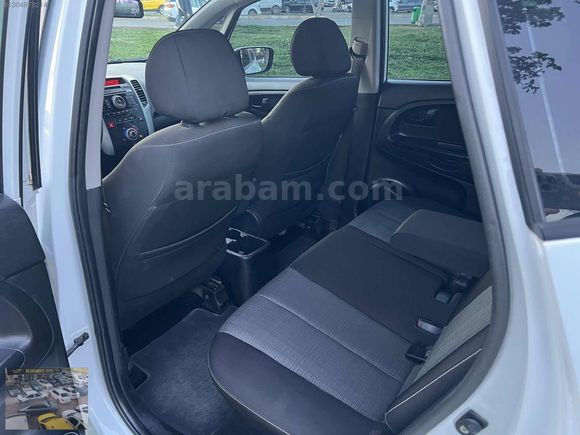 KISMET OTO'DAN KİA VENGA 1.4 CRDİ ACTİVE