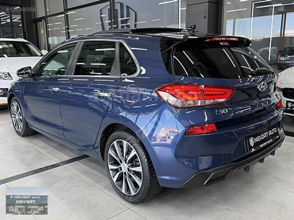 2018 HYUNDAI İ30 1.6 CRDİ ELİTE PLUS MAVİ CAM TAVAN'LI