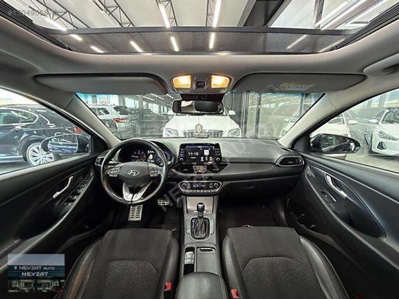 2018 HYUNDAI İ30 1.6 CRDİ ELİTE PLUS MAVİ CAM TAVAN'LI