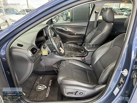 2018 HYUNDAI İ30 1.6 CRDİ ELİTE PLUS MAVİ CAM TAVAN'LI