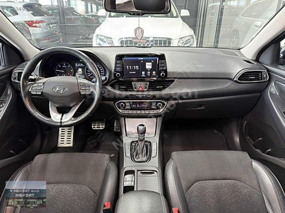 2018 HYUNDAI İ30 1.6 CRDİ ELİTE PLUS MAVİ CAM TAVAN'LI