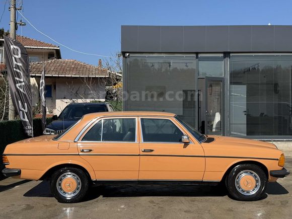 1976 Mercedes Benz 230.4 235.000Km Emsalsiz