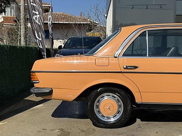 1976 Mercedes Benz 230.4 235.000Km Emsalsiz
