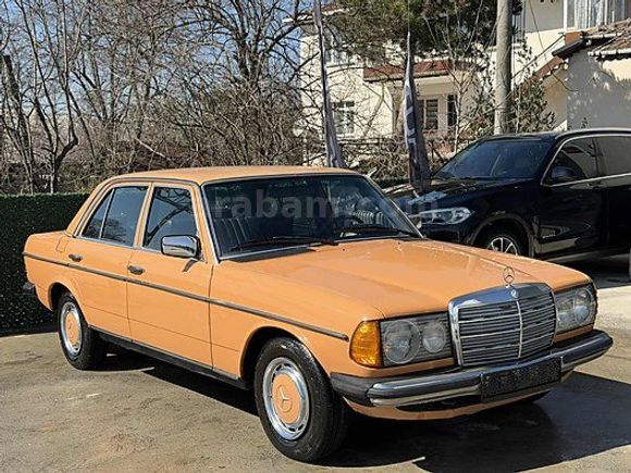 1976 Mercedes Benz 230.4 235.000Km Emsalsiz