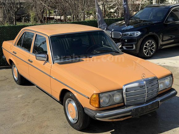 1976 Mercedes Benz 230.4 235.000Km Emsalsiz