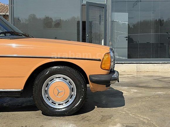 1976 Mercedes Benz 230.4 235.000Km Emsalsiz