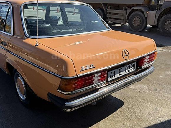 1976 Mercedes Benz 230.4 235.000Km Emsalsiz