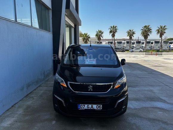 Sahibinden Peugeot Expert Traveller 2.0 BlueHDI 2017 Model